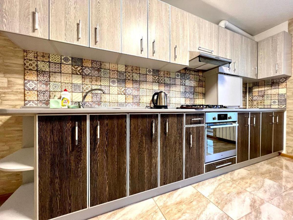 Apartpoltava Простора Однокімнатна Квартира В Новобудові, Корпусний Парк Esterno foto