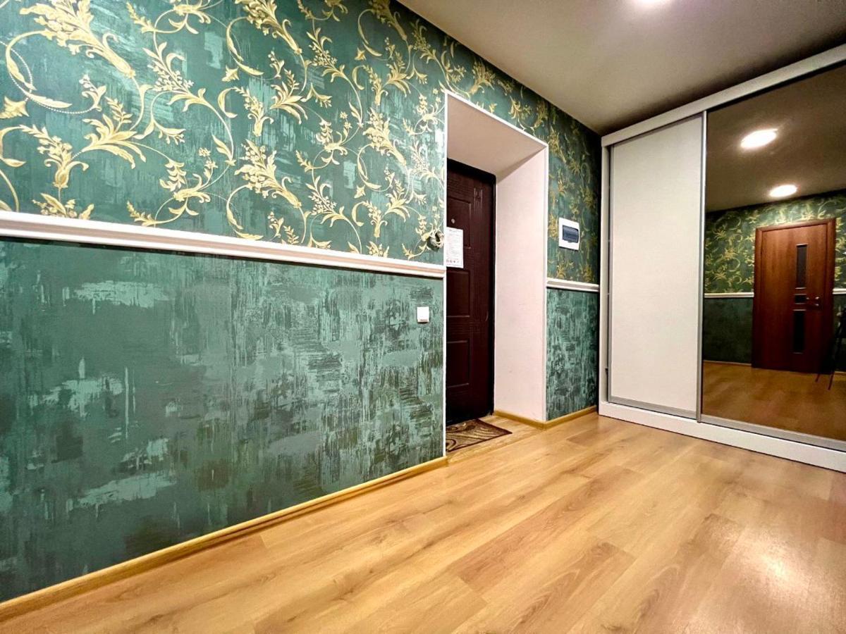 Apartpoltava Простора Однокімнатна Квартира В Новобудові, Корпусний Парк Esterno foto